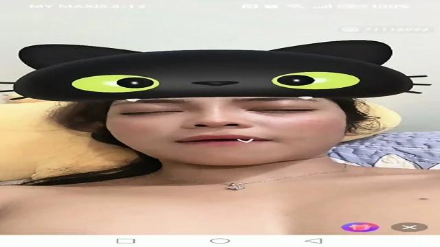 71118094 Call Me Baby Mango Live