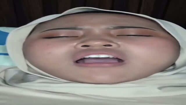 Hijabi Aunty Ki Bhai Ke Ladke Ke Sath Chudai