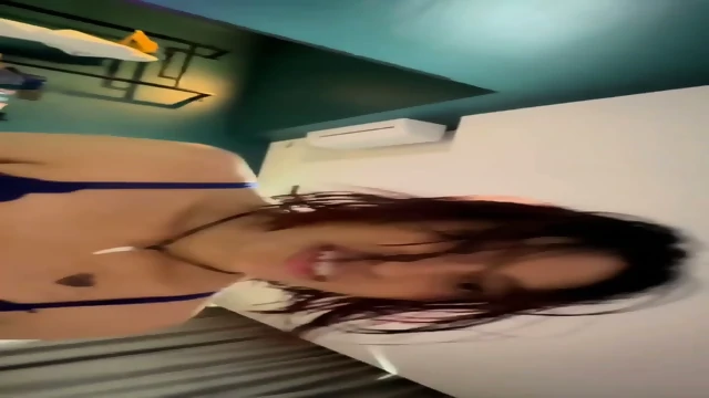 rambut masih basah, suami ngajak ngews