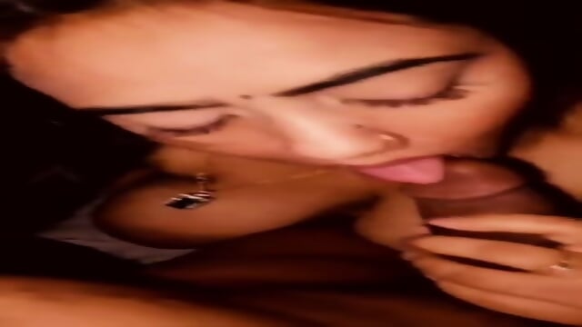 Anisha momo viral mms