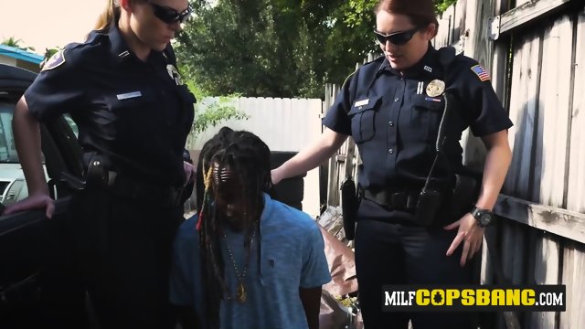 Criminal thug is caught painting gang signs by milf cops