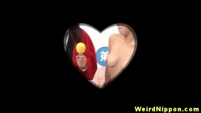 Asian Gameshow Babe Fucks And Sucks
