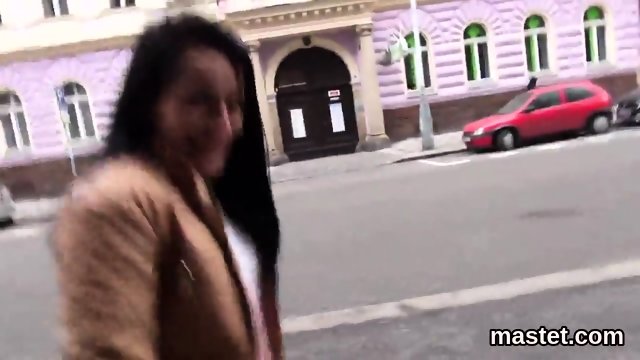 Hot czech chick stretches her pink cunt to the bizarre