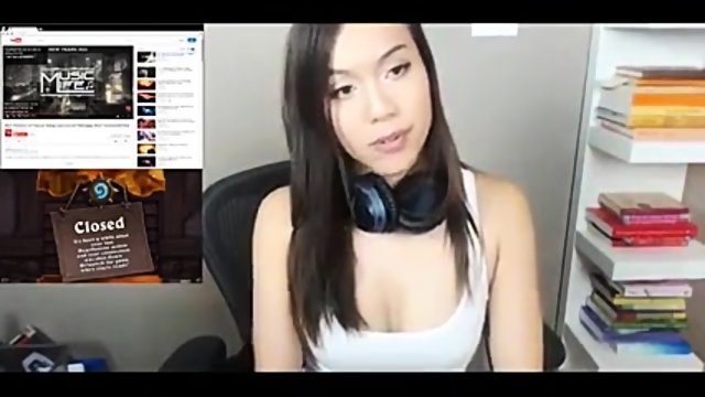 Gal self pleasuring right after Steady stream