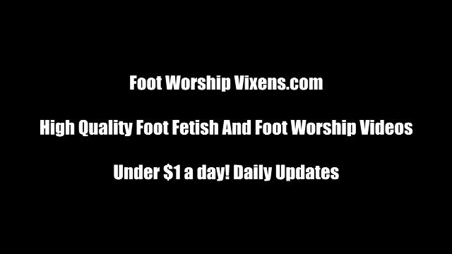 Leyla drawing on Ayanna s charcoal toes