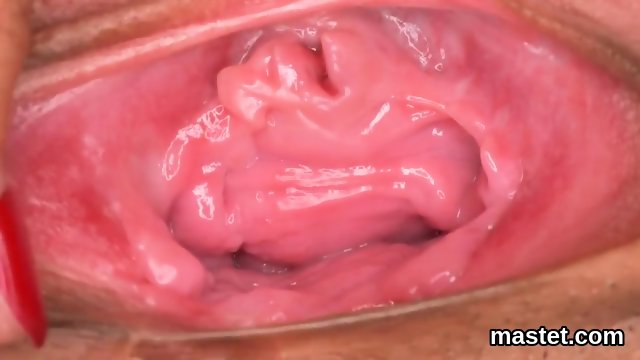 Hot czech chick stretches her narrowed hole to the extreme