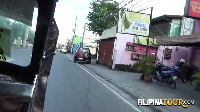 Hot teen from Filipina picked up in a tuk-tuk decides to get her pussy nailed by horny white tourist