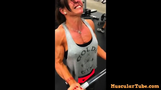 Crazy biceps curl intensity and ripped vascular biceps