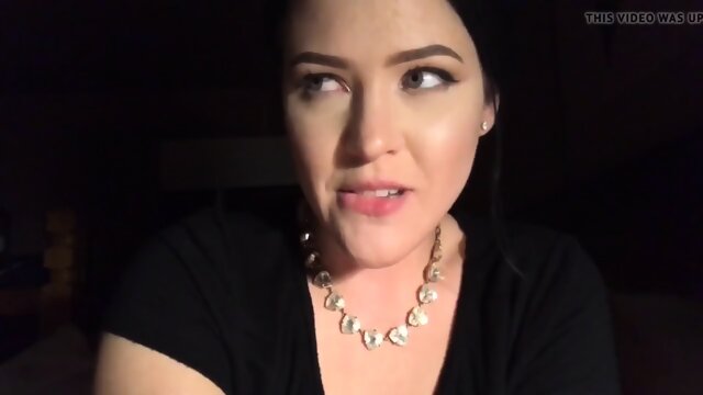 Housewife Needs To Cum