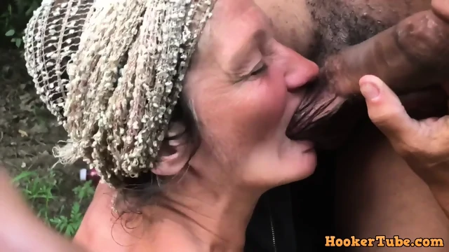 Crackhead sucks and fucks for money..Anal !!