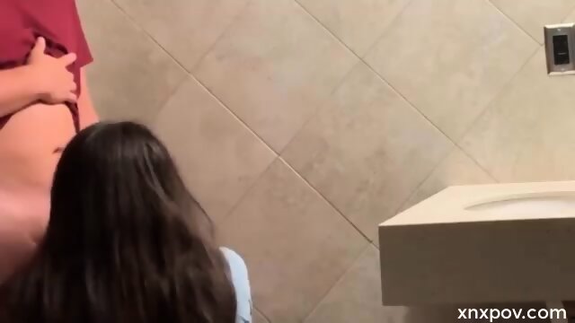 Cute Teen Girl Enjoys Fucked Hard