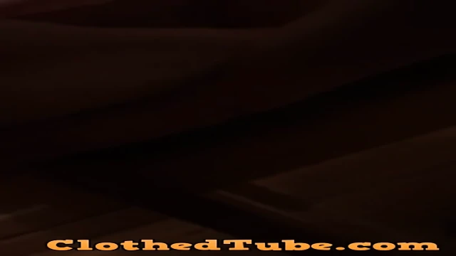 Mom upskirt no panties