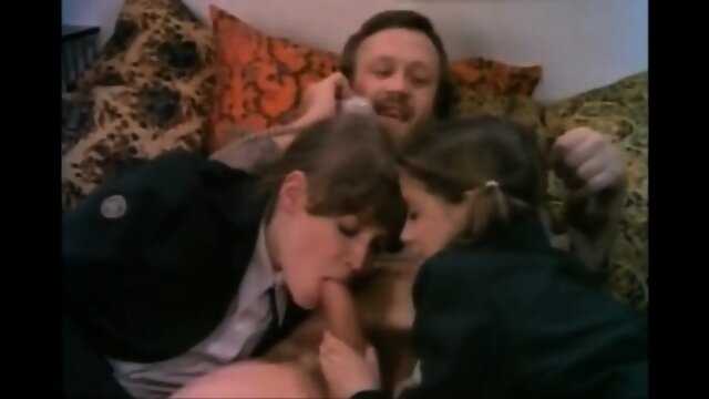 SÃ¼Ãe deutsche SchÃ¼lerin Dreier