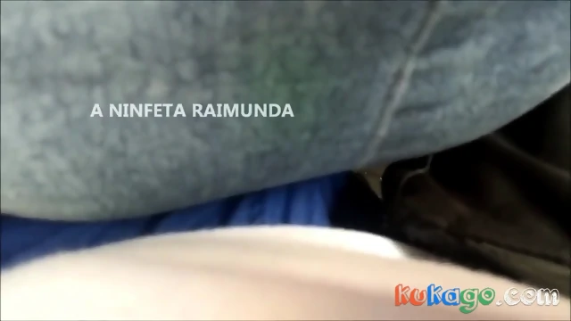 Gozada gostosa atras da morena no show