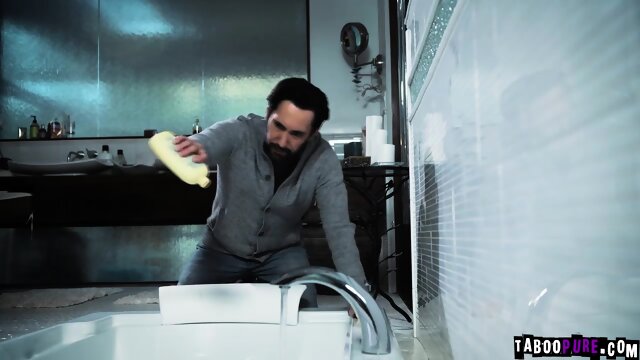 Victoria Voxxx craving for the studs big dick and seduce him into fucking her