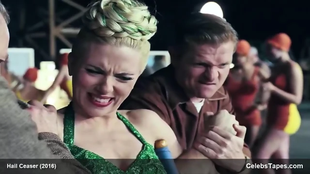 Scarlett Johansson tits video