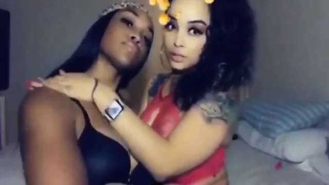 Ebony Lesbians Making Out