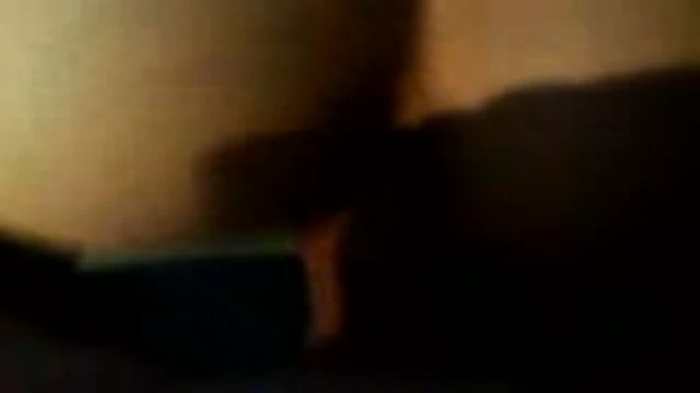 Cumshot on the back of this tight girl