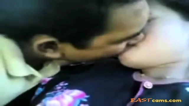 malay- awek baju kurung ngan pakwe