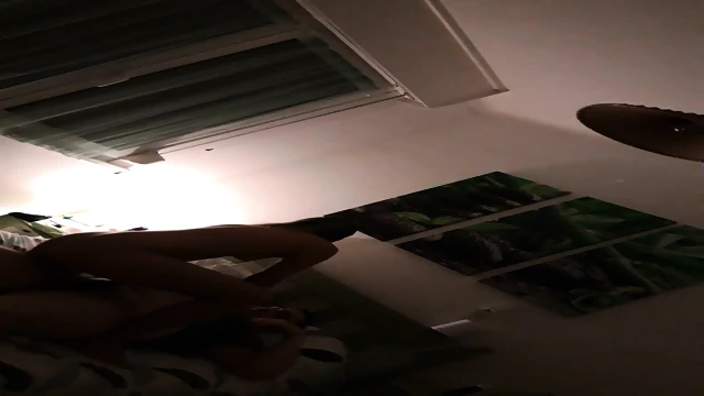 Escort makes cum very fast a young guy