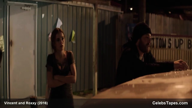 Zoey Deutch sex video