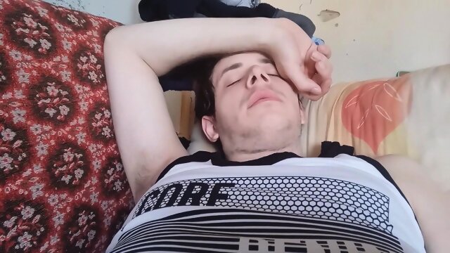 Gergely Molnar - Poses and handjob