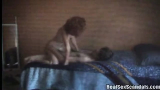 This cheating wife gets herself fucked by their neighbor