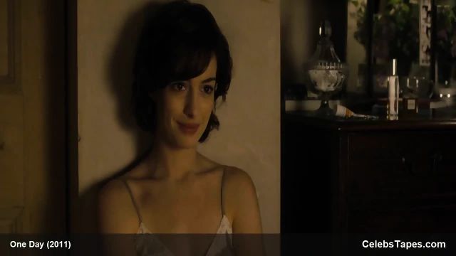 Anne Hathaway striptease
