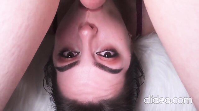 My first throafuck video! I swallowed all!