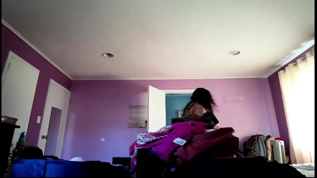 spying on matured desi aunty dressing in bedroom