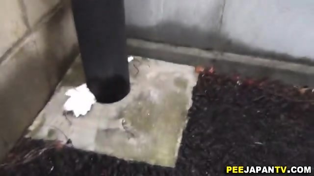 Peeing Asians Compilation