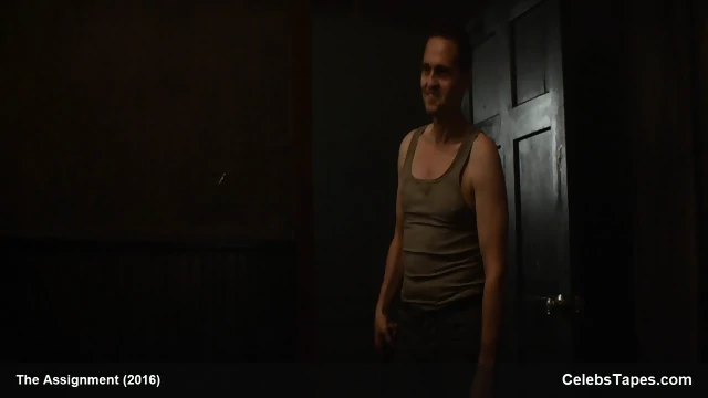 Michelle Rodriguez fully nude