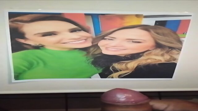 Tribute Cum Tania RincÃ³n Andrea Legarreta (facial tv host)