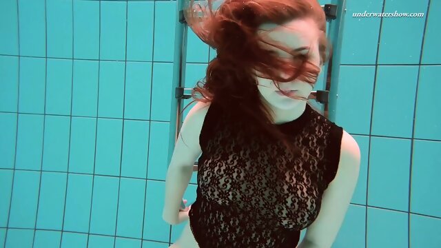 Croatian babe Vesta in the pool naked