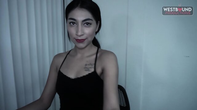 Valentina-Se-La-Follan-En-EL-BaÃ±o-Del-Gym