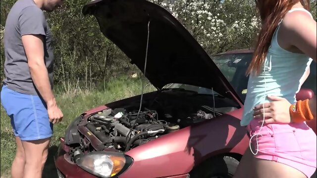 Outdoor Sex With Horny Redhead Girl