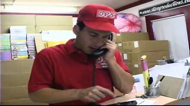 Delivery boy gets lucky - Pt. 1/5