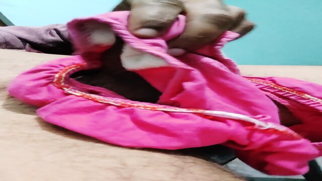 14 jan23 shivani ki panty mein cum