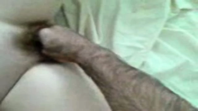 Big ginger pussy gets fingered