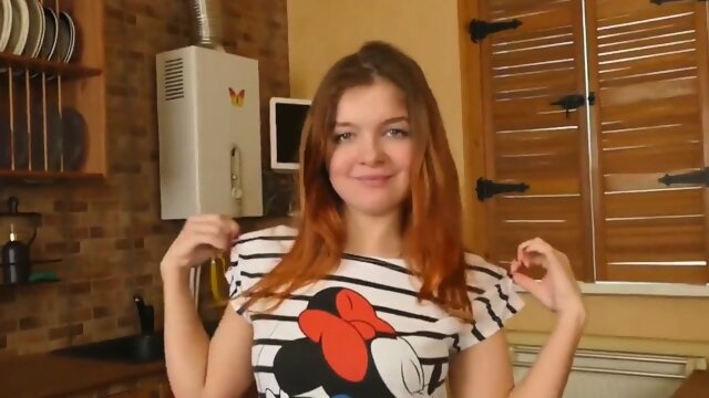 mature mom spoiling girls hairy slut celebrity facial