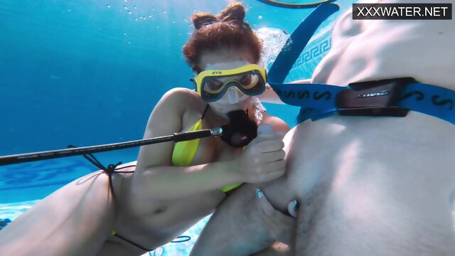Hardcore underwater fucking of hot girl