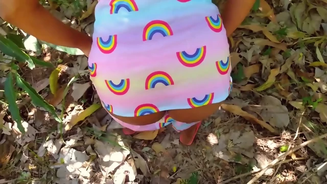 Sri Lankan campus girl having sex with boyfriend - in high-risk outdoor jungle. à¶à·à¶½à· à¶à¶­à·à¶½à· à·à·à¶´