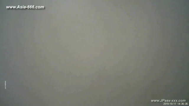 chinese girls go to toilet.297