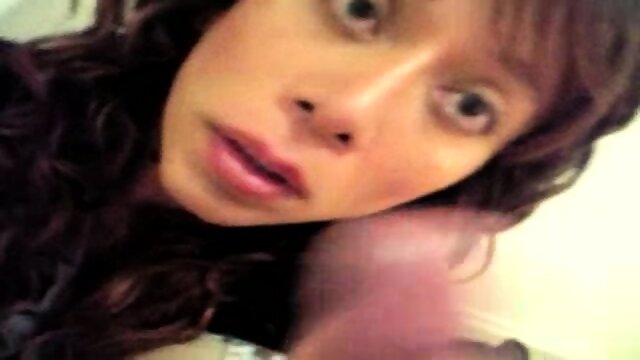 Cocksucker jessie espiritu gets a facial