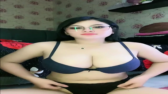 Bokong Mulus Baby Fe Cantik