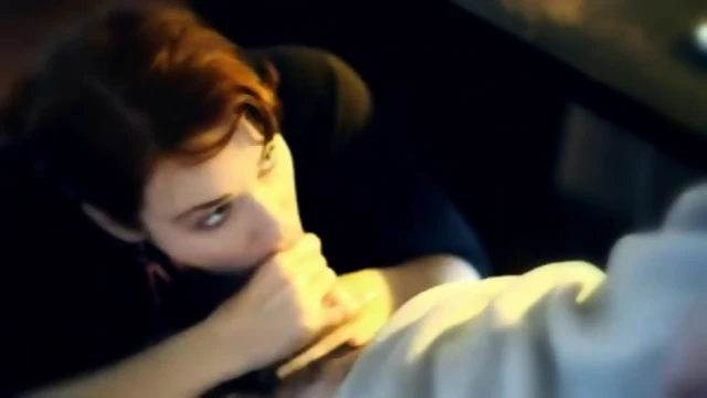 SecretÃ¡ria faz um belo boquete no patrÃ£o