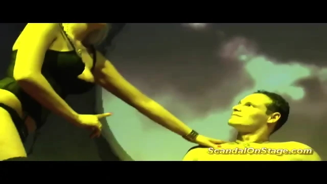 public sexshow lapdance