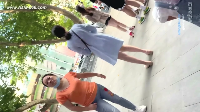 peeping chinese amateur upskirt.148