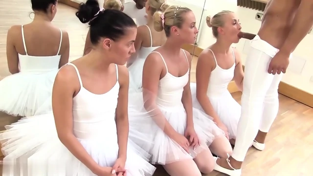 3 Girls Fucking 26 08 16H