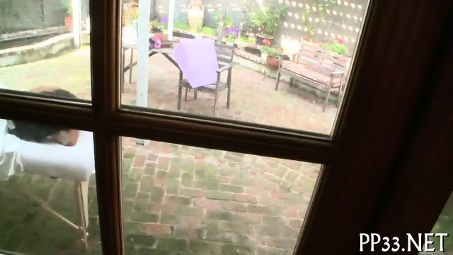 Cumshot delight for nubile babe